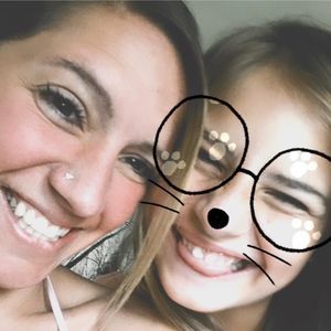 Meet your Posher, Emilee